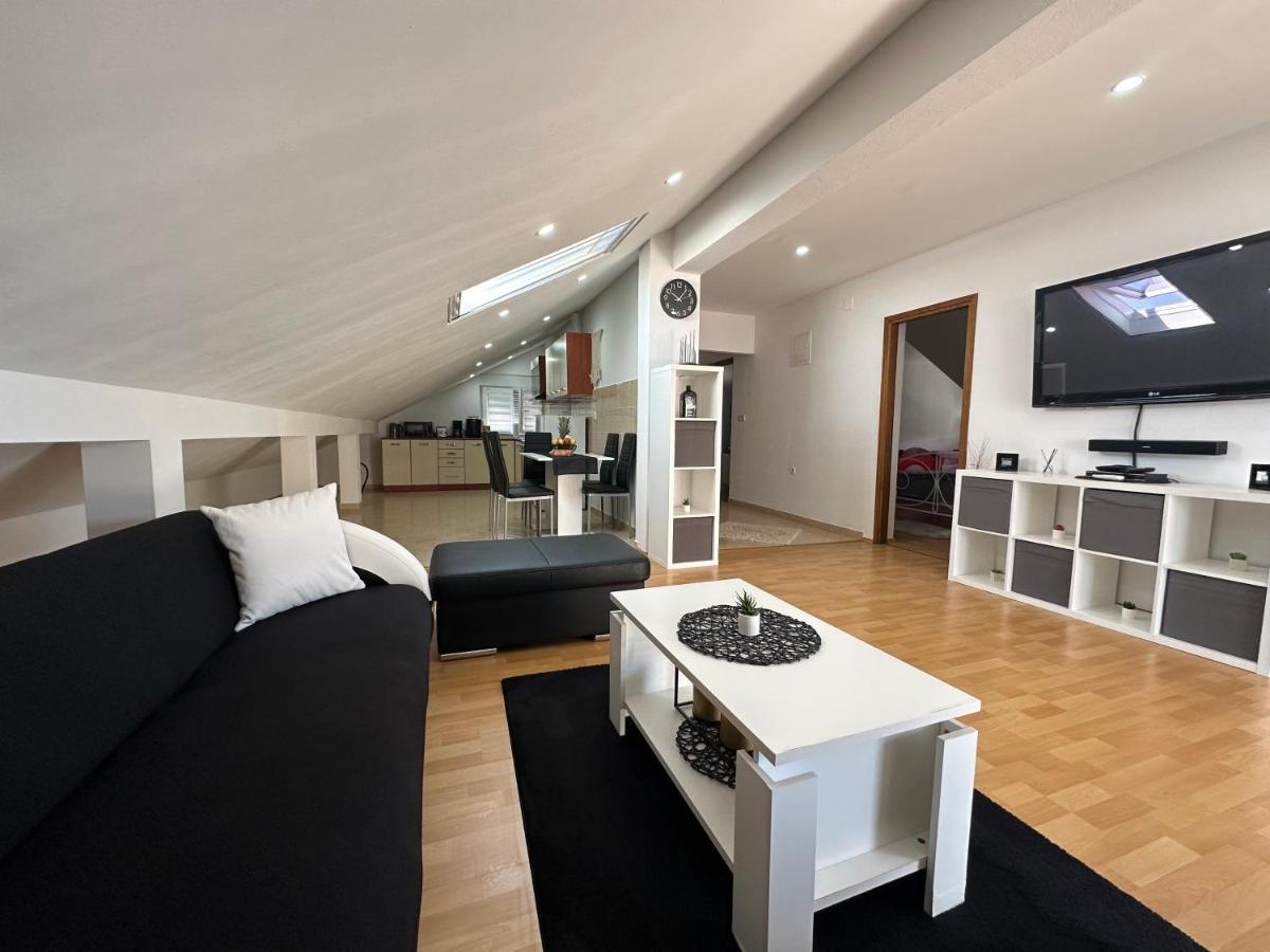 M&M Apartment Задар Екстериор снимка